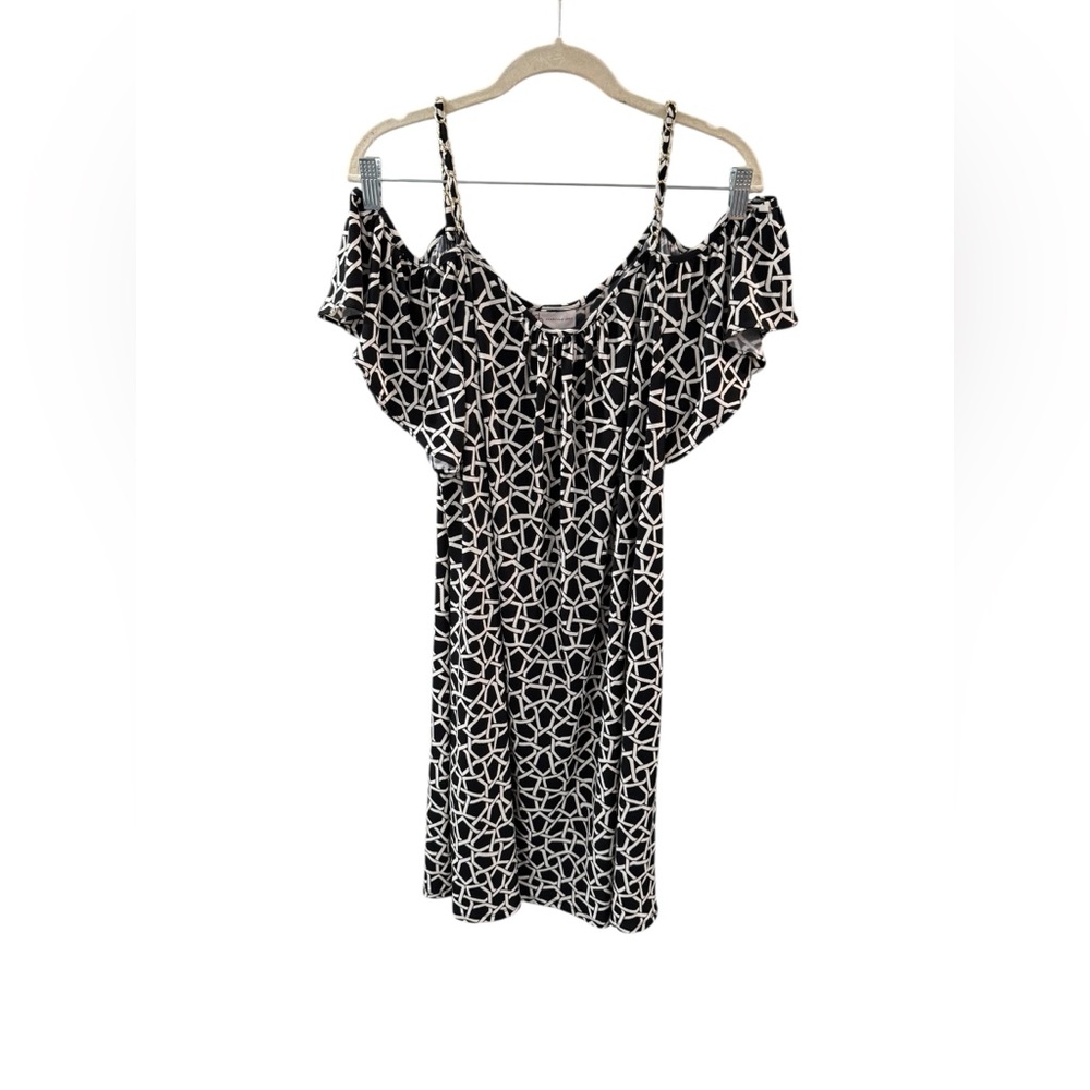 db established 1962 Women's Cold Shoulder Dress Size XL‎